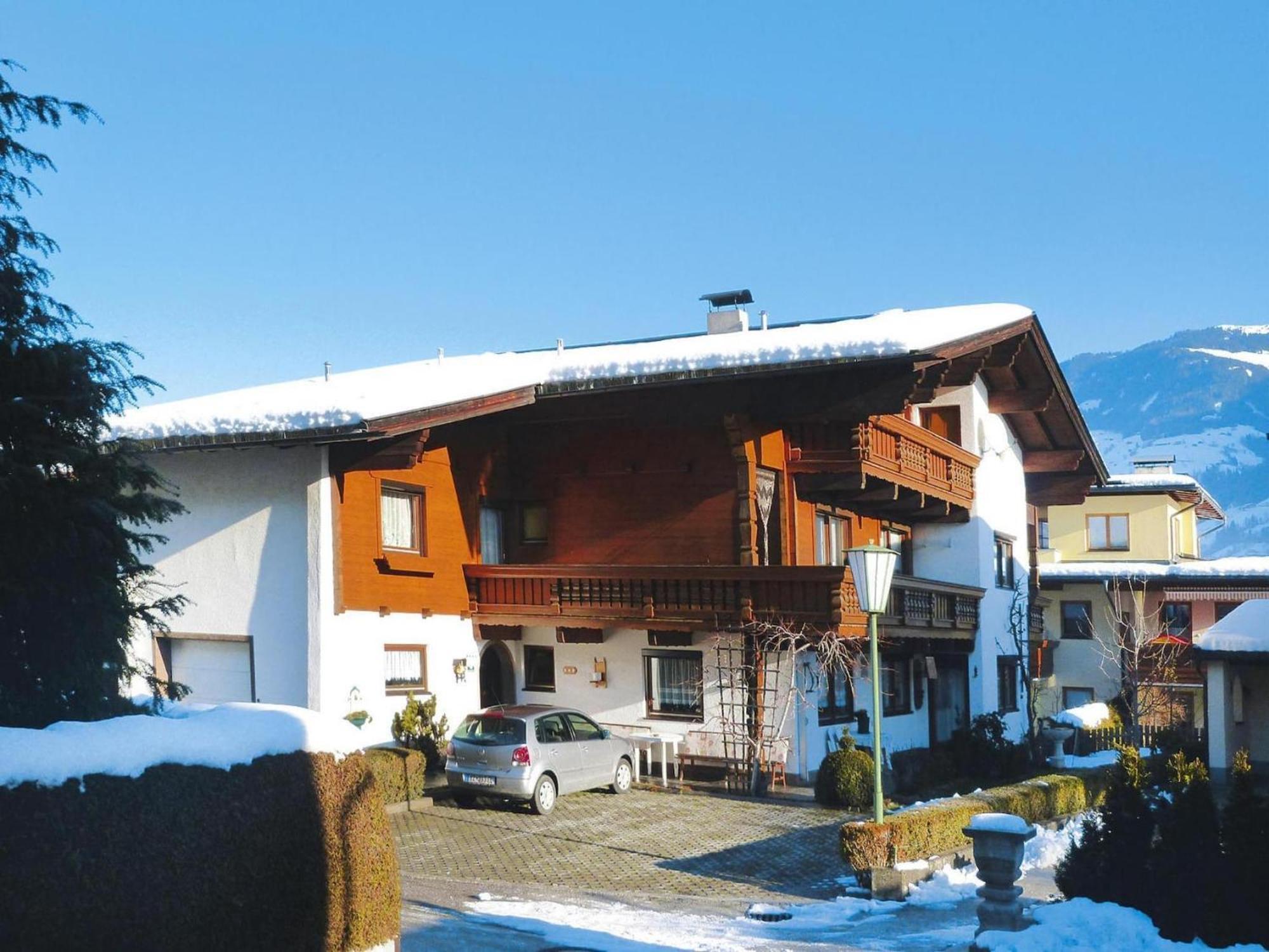 Apartment in Fügen with parking space Exterior foto
